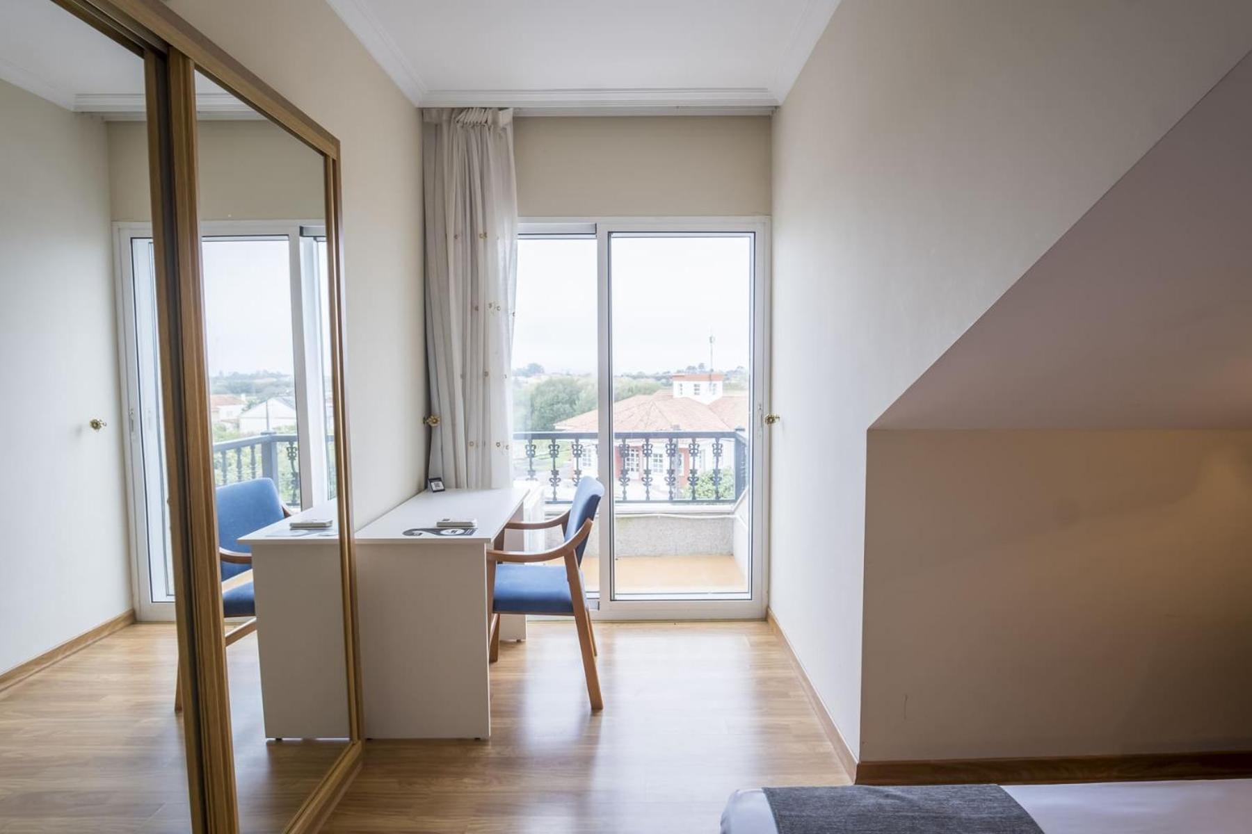 Alda Alpina Hotel Вилануева де Ароса Екстериор снимка