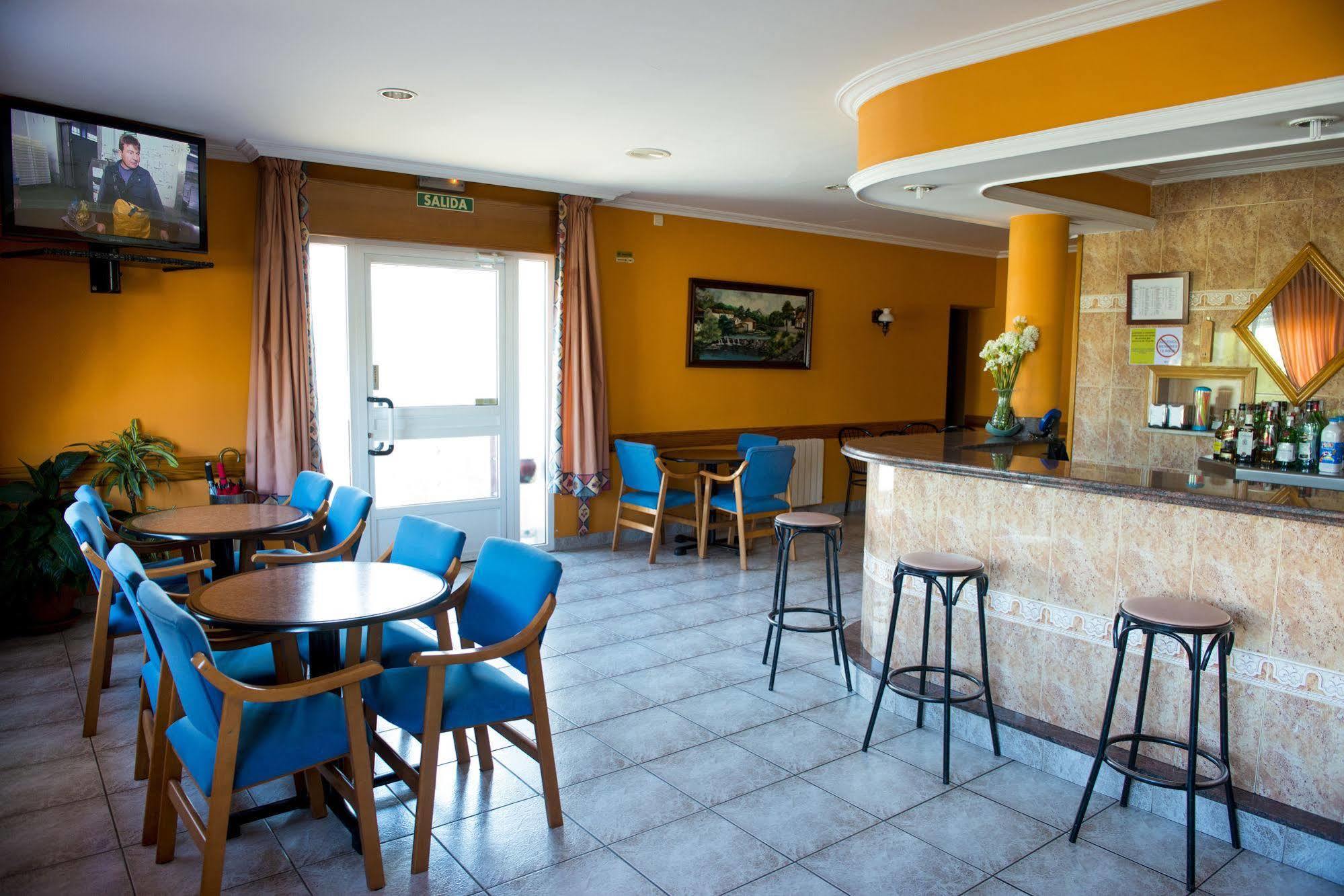 Alda Alpina Hotel Вилануева де Ароса Екстериор снимка
